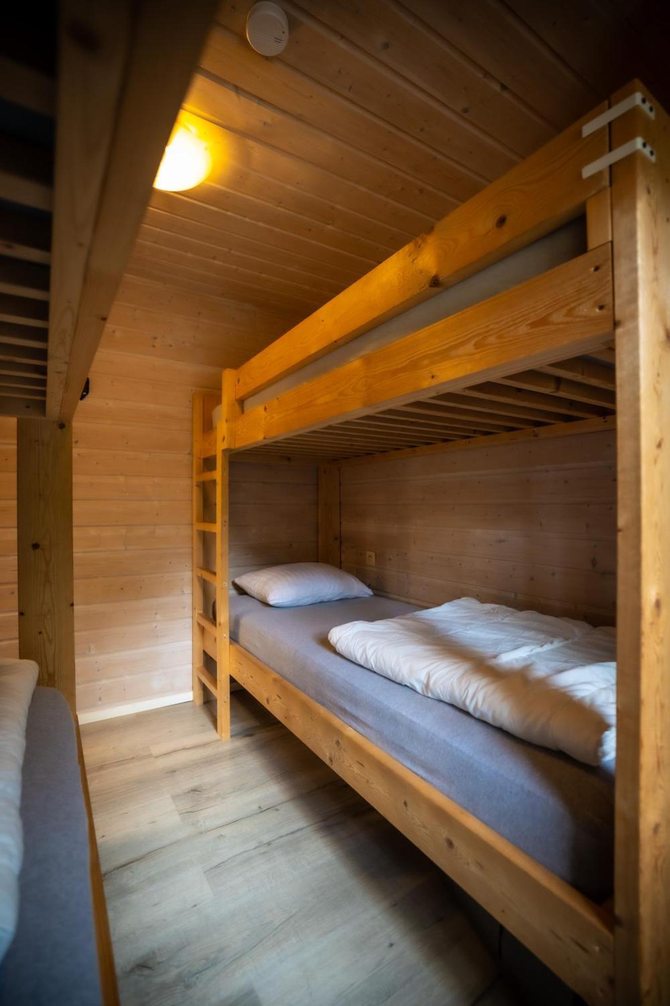 Chalet De Bosuil Zutendaal Eksteriør billede