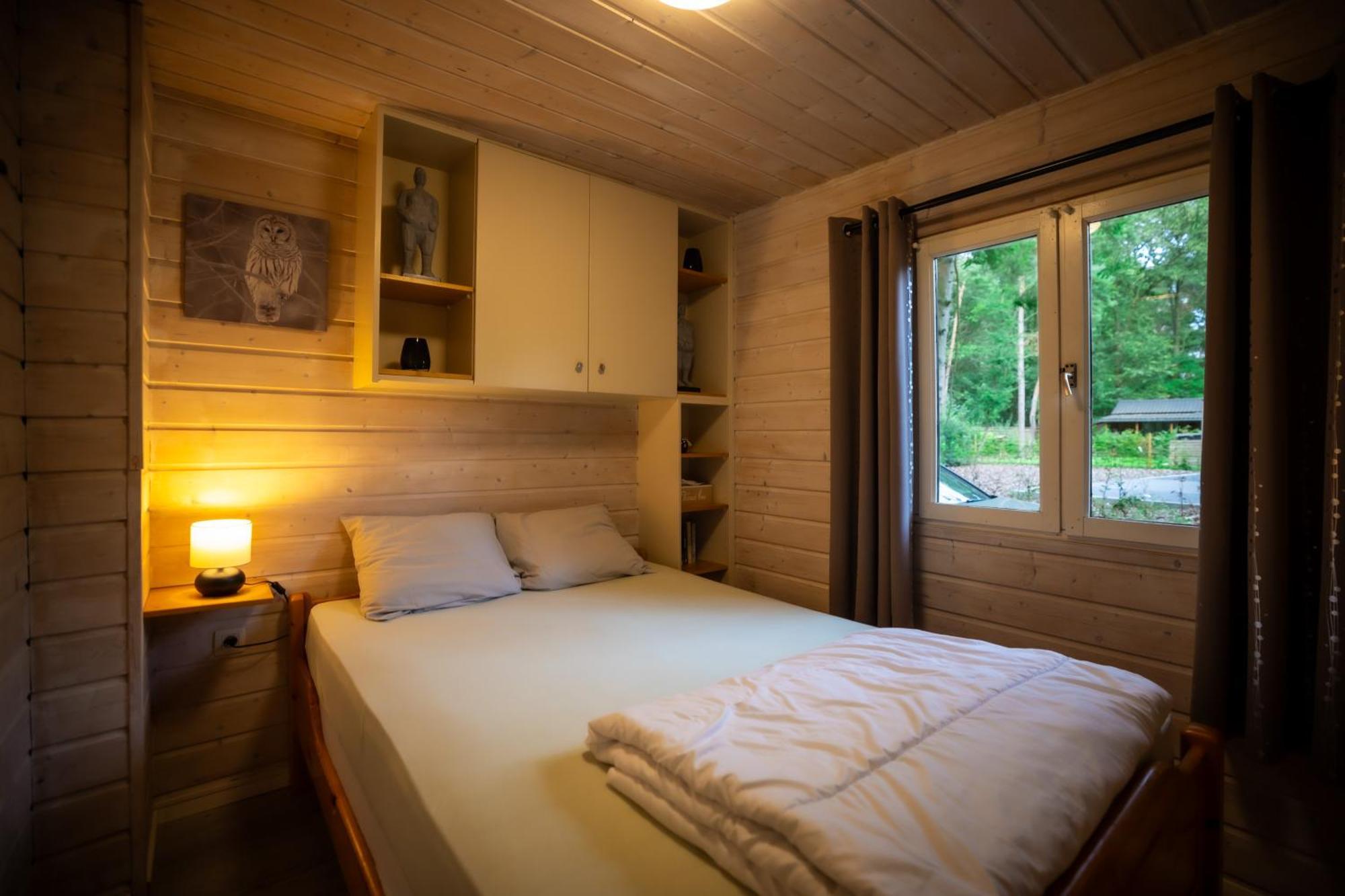 Chalet De Bosuil Zutendaal Eksteriør billede