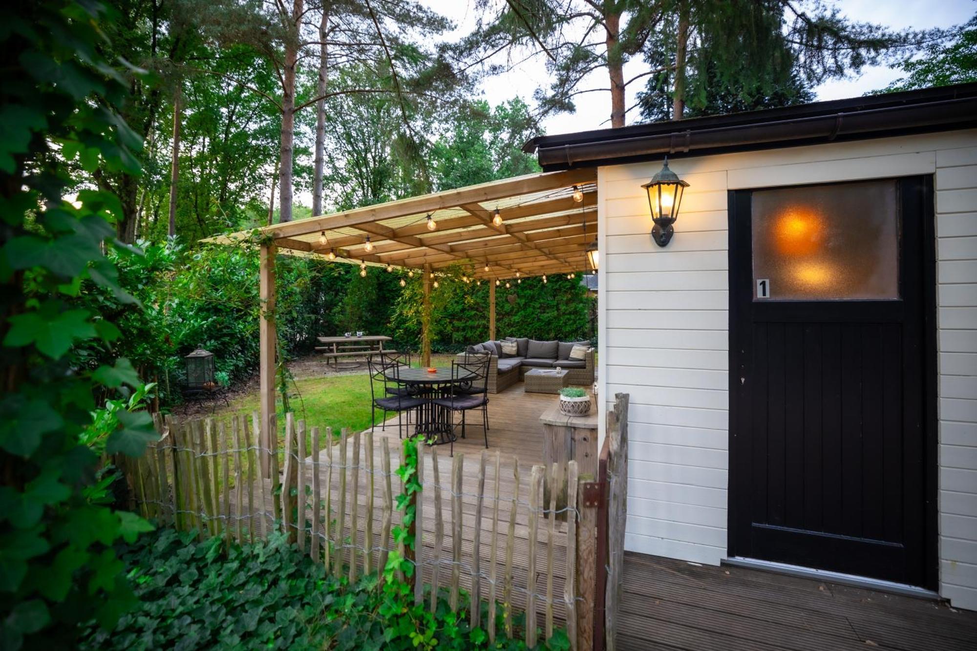 Chalet De Bosuil Zutendaal Eksteriør billede